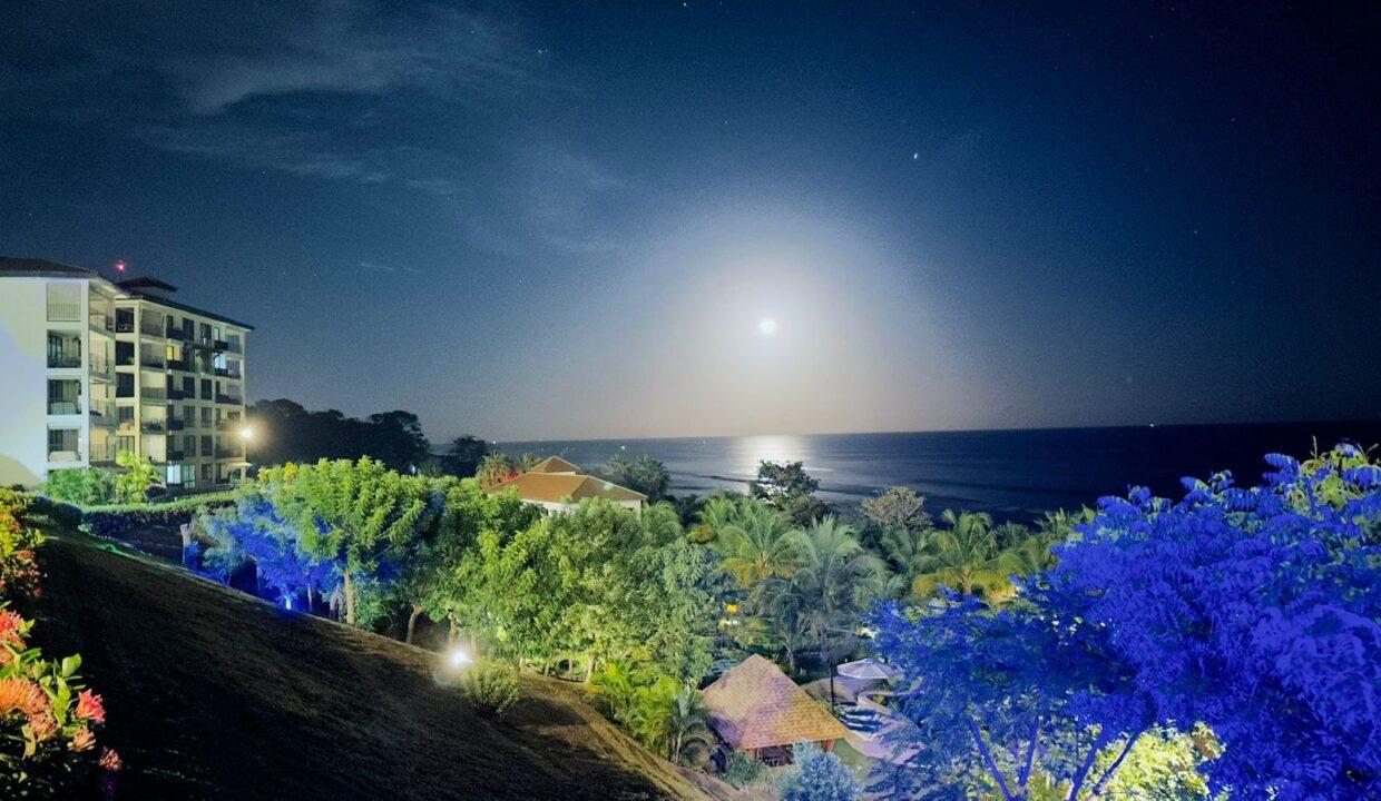 ensenada de noche