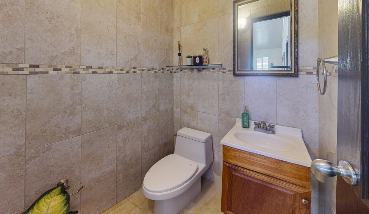 Casa-De-Playa-San-Carlos-Bathroom
