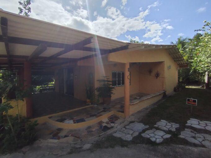 BEAUTIFUL HOUSE FOR RENT IN SAN CARLOS, PIEDRAS GORDAS.