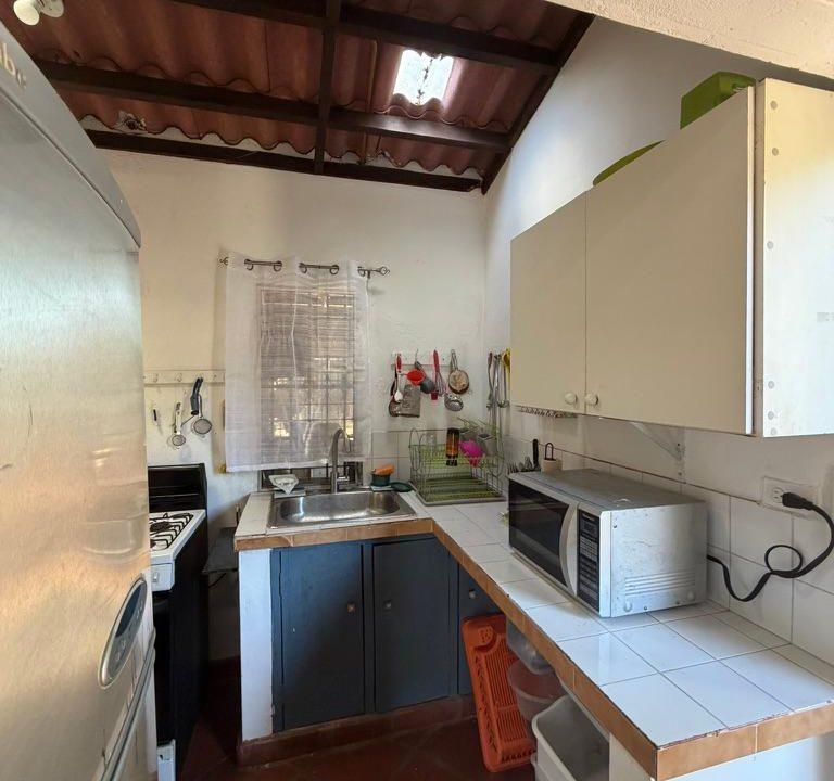 64e0ff34-0c4c-4847-a895-18cebf957b03