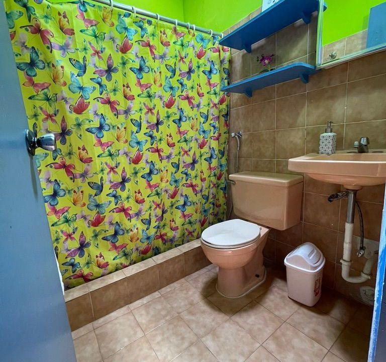 f0ac0500-ea51-43c1-b65e-400989e0eb4a