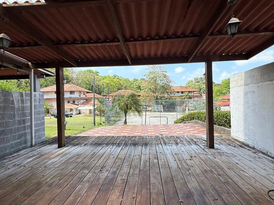 casa colon para venta 19