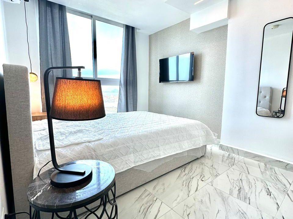 the sands 11